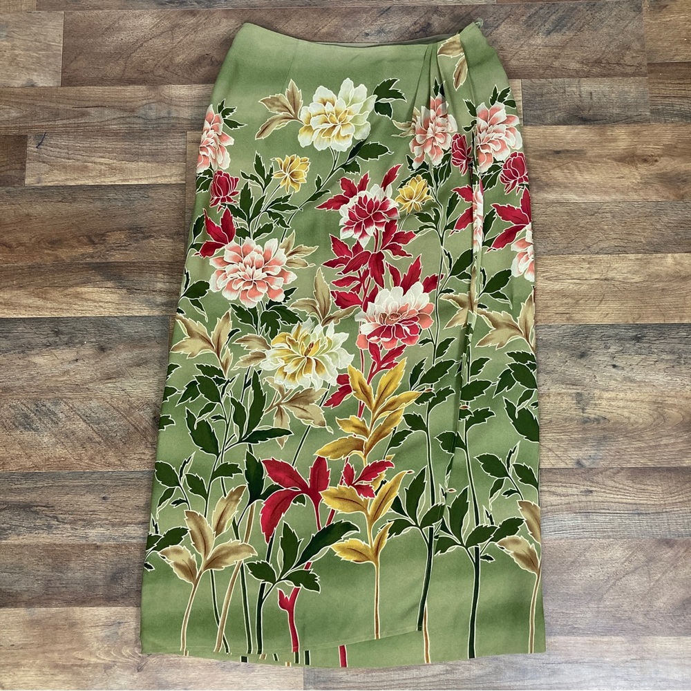 Talbots Floral Silk Skirt Size Medium - Picture 3 of 14